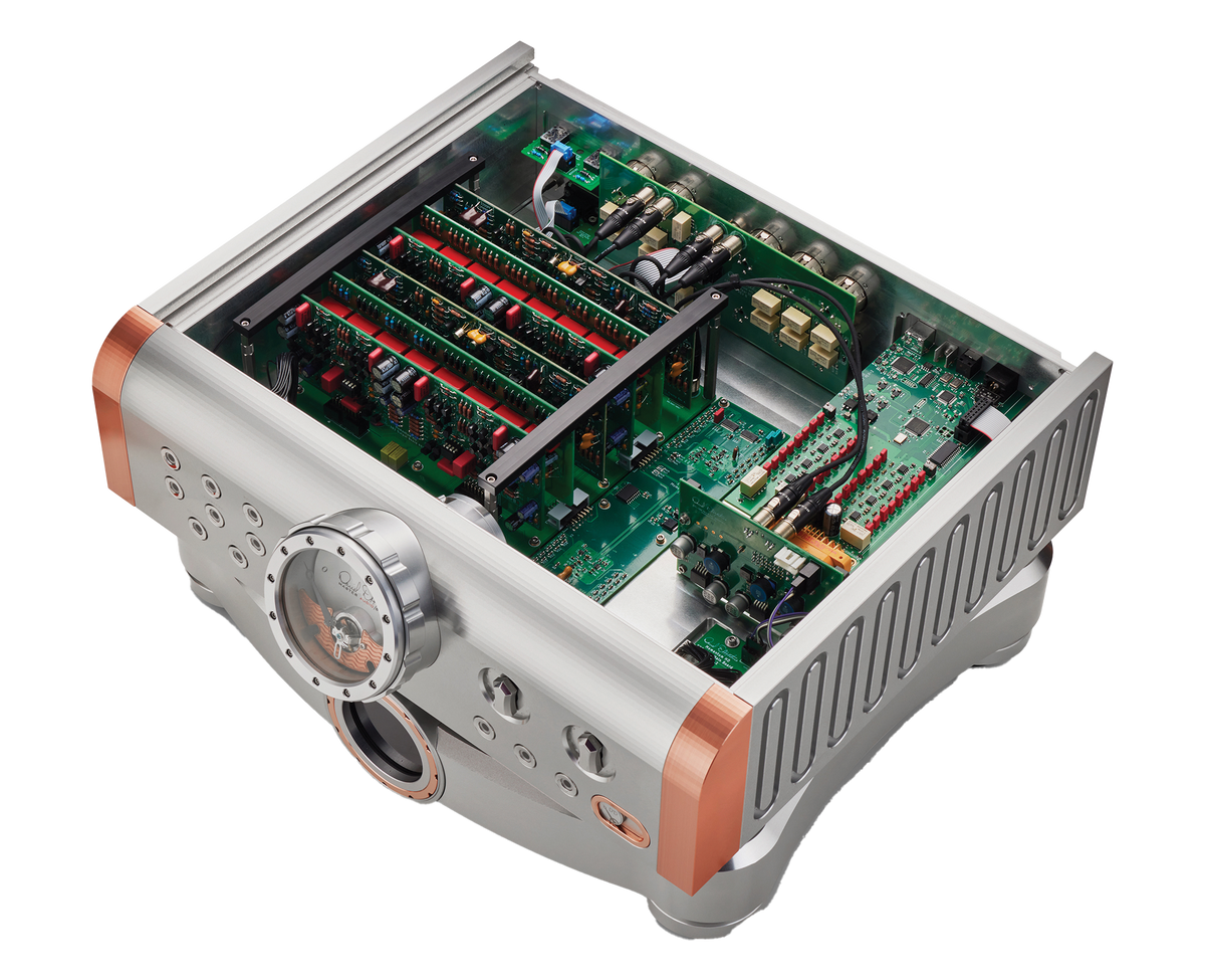 DAN D'AGOSTINO Momentum C2 Preamplifier
