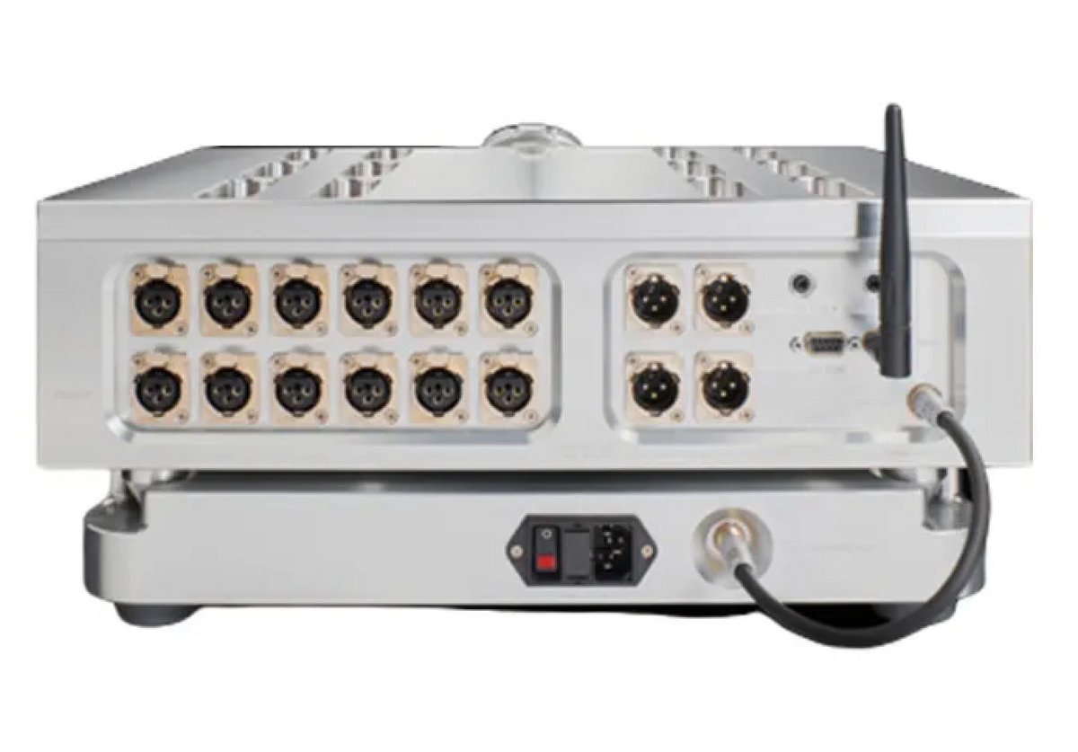 DAN D'AGOSTINO Momentum HD Pre Amplifier