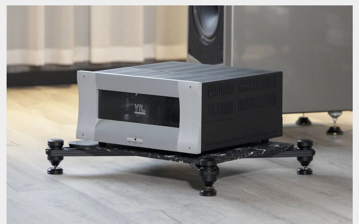 AUDIO BASTION AR-2 RACK